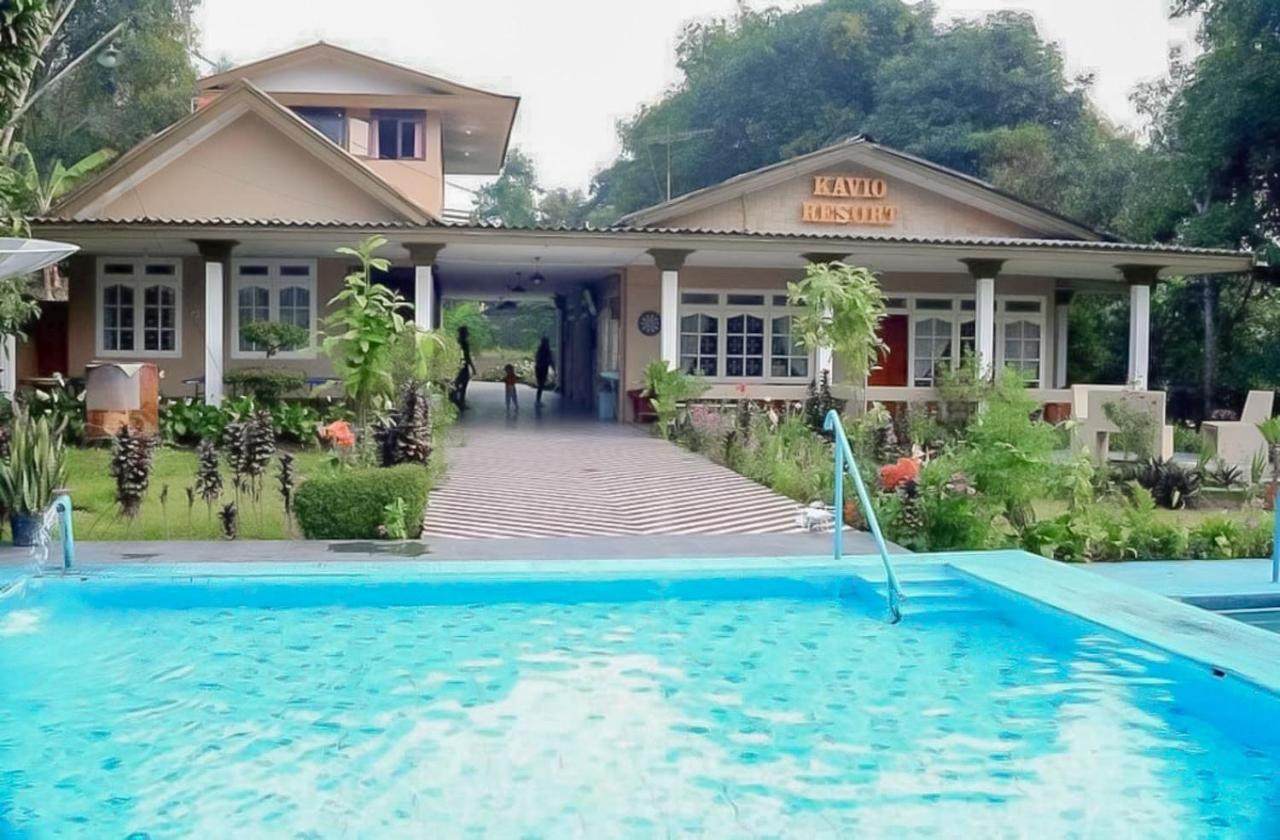 Reddoorz Near Taman Safari 2 Hotel Bogor Luaran gambar